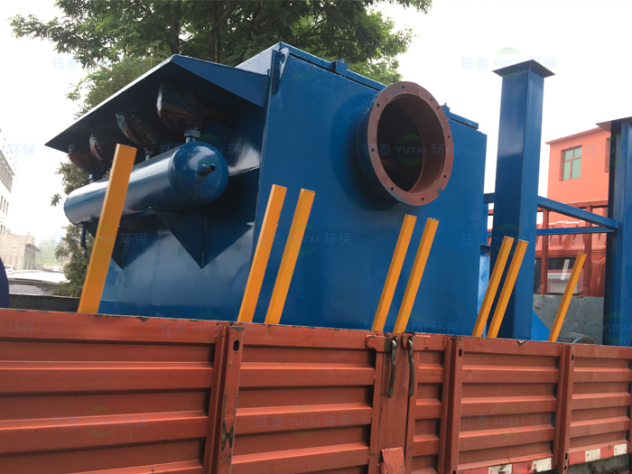 江蘇如皋激興切割機(jī)煙氣濾筒除塵器發(fā)貨 江蘇如皋激興切割機(jī)煙氣濾筒除塵器發(fā)貨