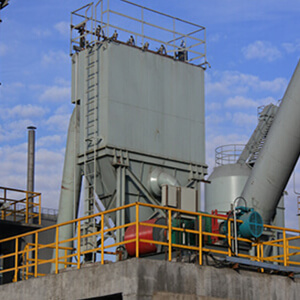 水泥廠如何選擇布袋除塵器？