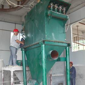 山東青島蔡經理定購的膩子粉、外墻涂料車間除塵器已發(fā)貨