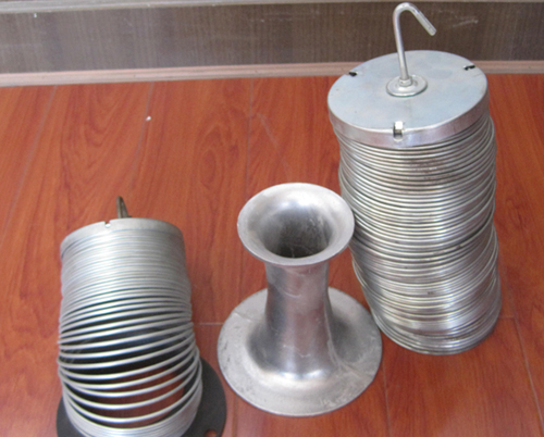 彈簧除塵骨架在木工除塵器上的應用 彈簧除塵骨架在木工除塵器上的應用